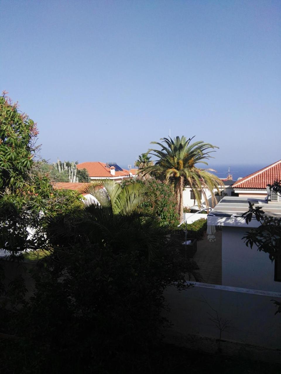 Donde Brilla El Sol Bed & Breakfast Candelaria Luaran gambar